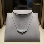 Collana in oro bianco con 7 diamanti naturali 0,88 ct