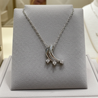 Collana con Ciondolo Trilogy in Oro Bianco con 0.30ct Diamanti Naturali