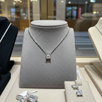 Collana punto luce certificato HRD in oro bianco con diamante naturale 0,13 ct