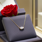 Collana punto luce in oro e diamante naturale marquise 0.24ct