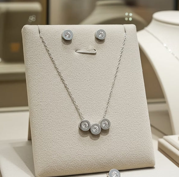 Set Completo Collana e Orecchini con diamante naturale 0,75ct
