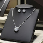 Set Completo Collana e Orecchini con diamante naturale 0,30ct