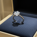 Anello solitario in oro bianco 18k e diamante naturale 1.70ct D IF