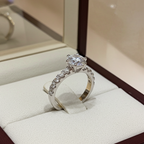 Anello fidanzamento in oro bianco 18k e diamanti naturali certificato igi 1.00ct