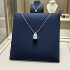 Collana punto luce in oro e diamante naturale pera 0.24ct