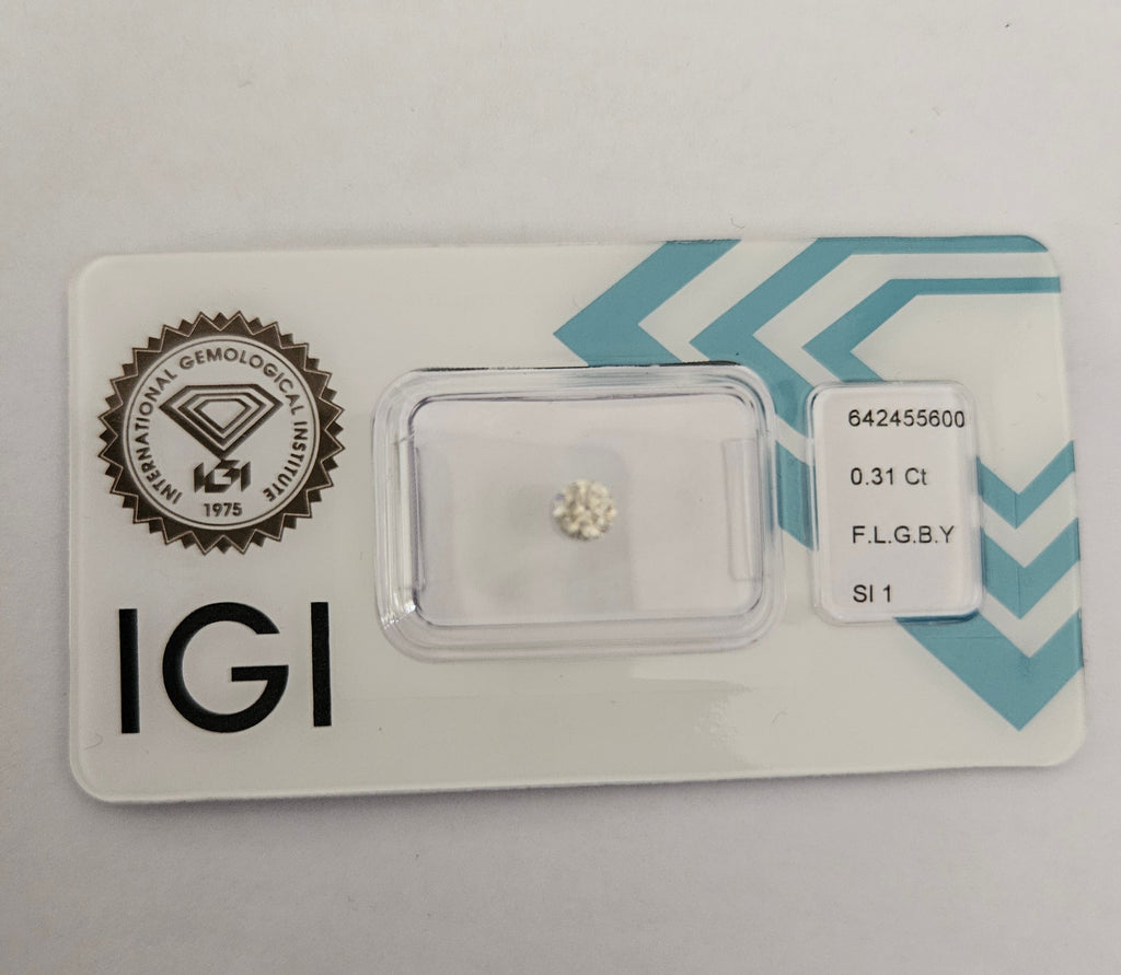 diamanti naturali certificato IGI  0.31ct