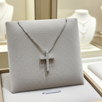Collana con ciondolo Croce piccola con Diamanti ct. 0.55