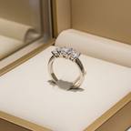 Anello trilogy , diamanti naturali 0.60ct certificato IGI D IF